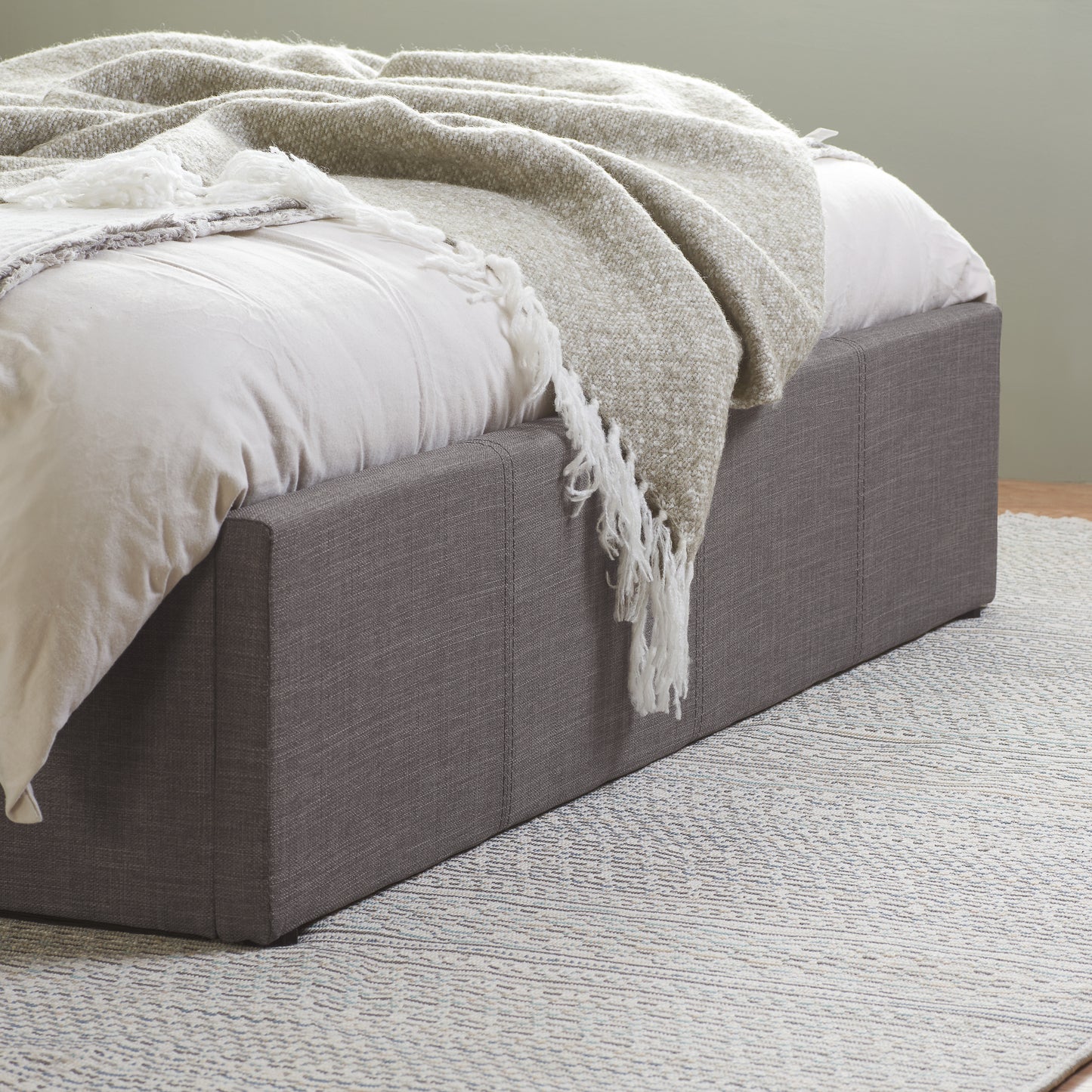 Berlin Ottoman Bed Grey