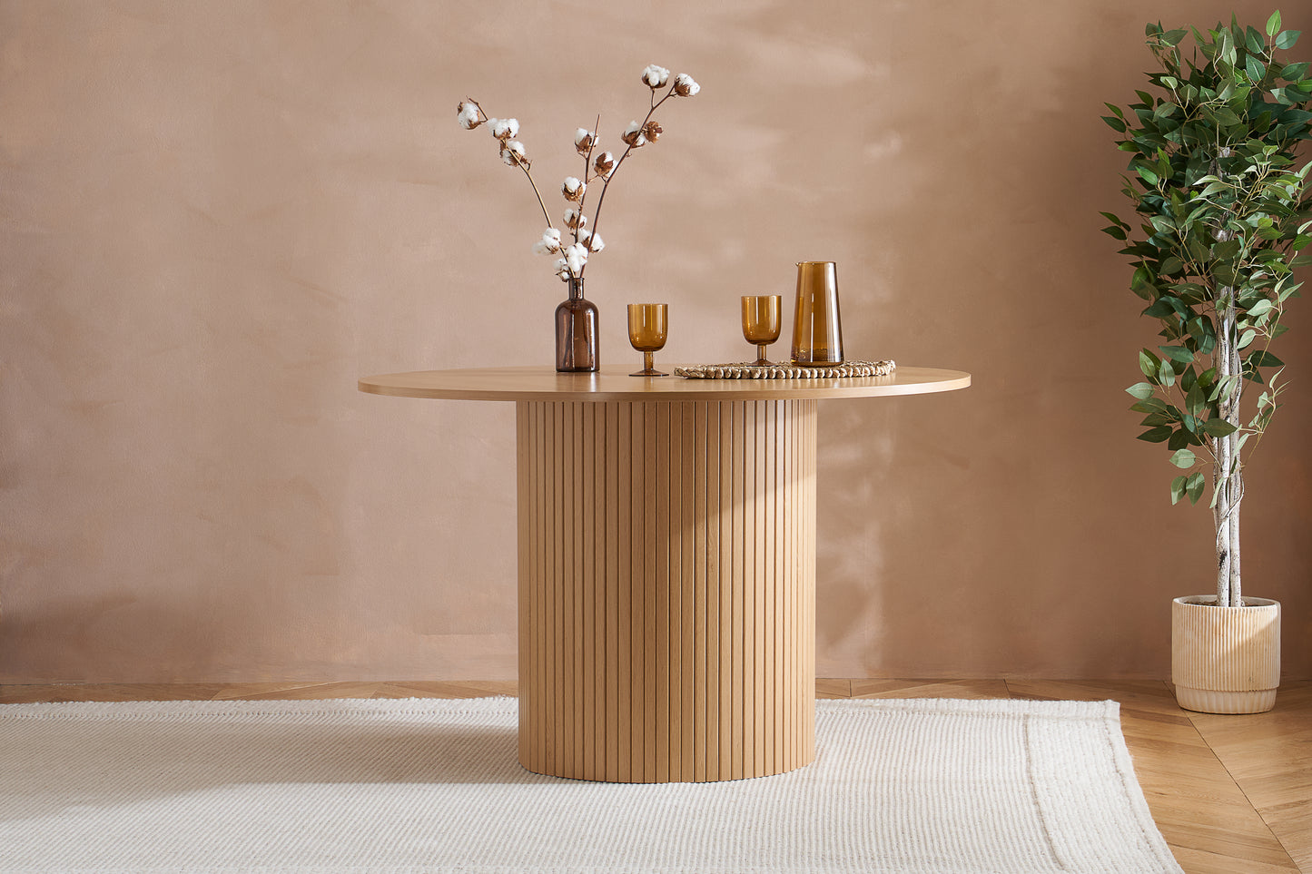 Axel Round Fluted Dining Table